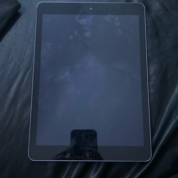 Apple Other - iPad first gen in iPad 9th gen box